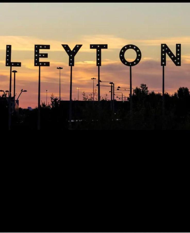 فندق The Leyton Oasis لندن المظهر الخارجي الصورة